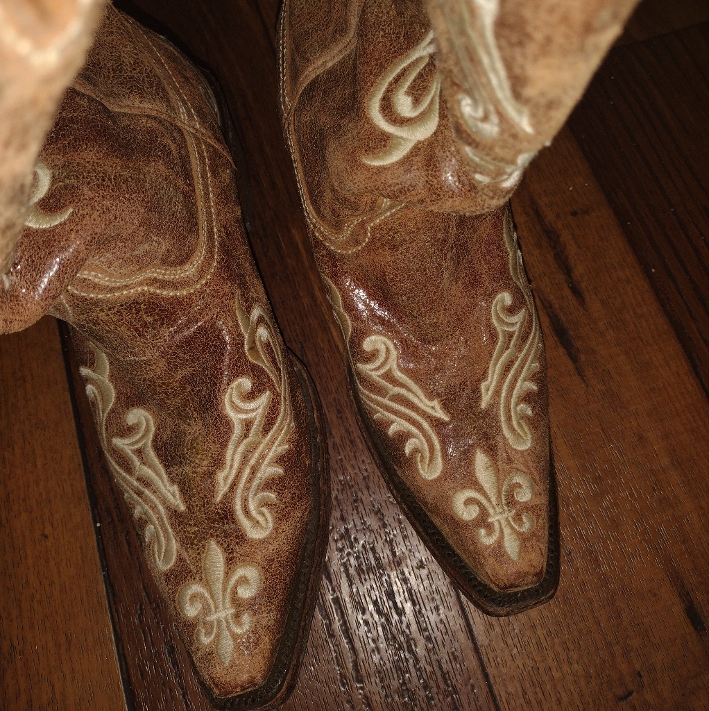 Ladies Cowboy Boots By Corral